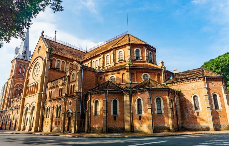 Private Tour: Vietnam 10 – Day Heritage Exploration Tour