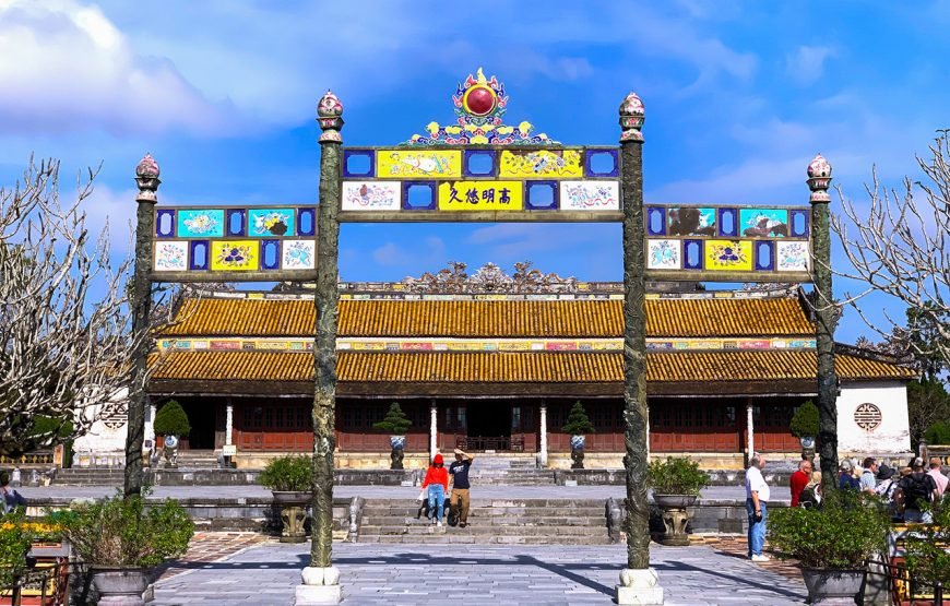 Vietnam 13 – Day Heritage And Golden Bridge Tour
