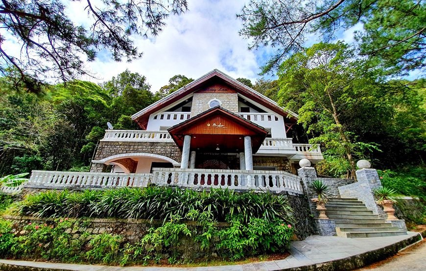 Full-day Bach Ma National Park Trek And Beach Retreat