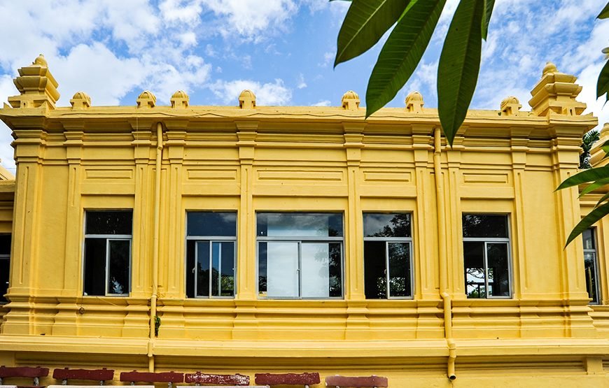 Private tour: Full-day Da Nang City Highlights And Natural Wonders