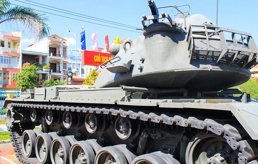 Private tour: Full-day Da Nang City Highlights And Natural Wonders