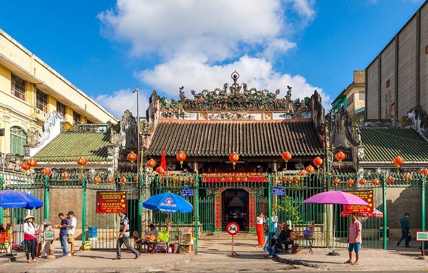 Half-day Cyclo Journey Through Chinatown