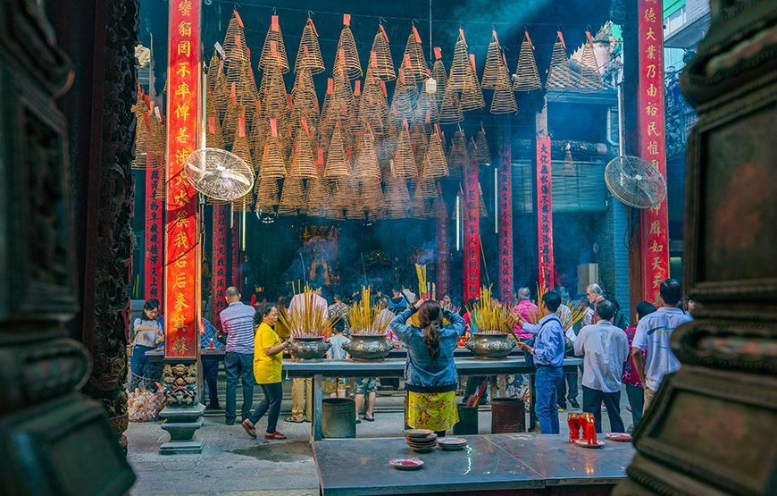 Half-day Cyclo Journey Through Chinatown