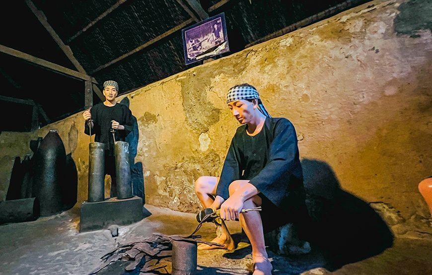 Full-day Cu Chi Tunnels & Ho Chi Minh City Highlights