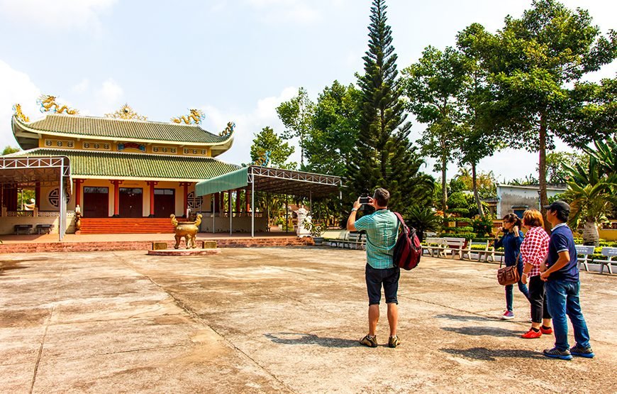 Full-day Long Phuoc Tunnels And Long Tan Battlefield Tour