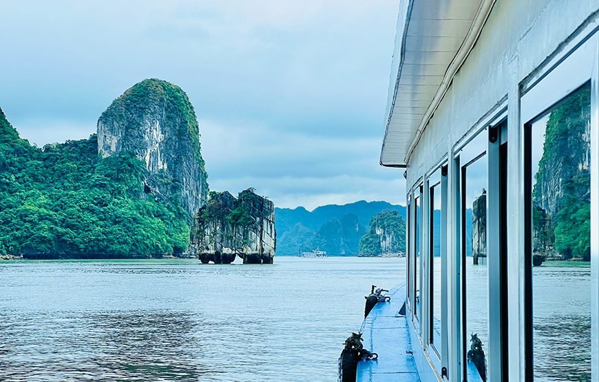 Private tour: Full-day Glamour Of Ha Long Bay From Ha Long Port