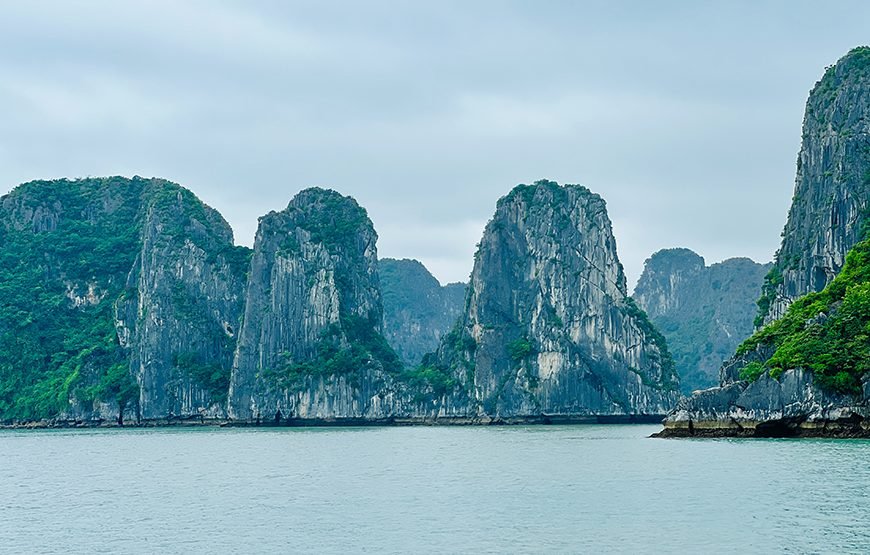 Full-day Exploring Ha Long Bay Wonders