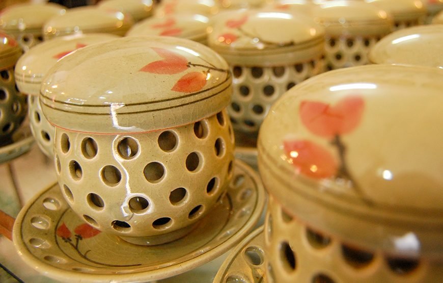 Half-day Hands-on Pottery Workshop At Bat Trang