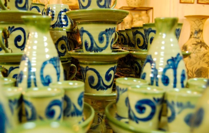 Private tour: Full-day Cultural And Artistic Journey To Bat Trang, Dong Ho, And But Thap Pagoda