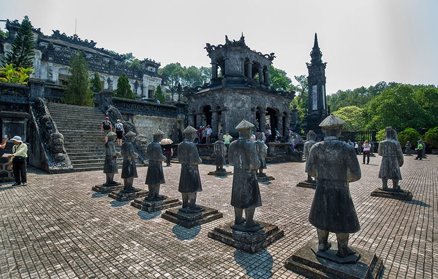 Full-day Imperial Hue And Scenic Hai Van Pass Discovery