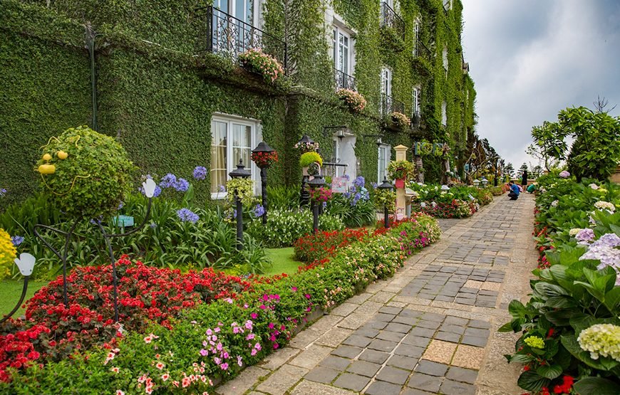 Private tour: Full-day Ba Na Hills & Amazing Golden Bridge From Chan May Port