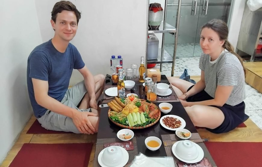 Private tour: Full-day Cultural And Artistic Journey To Bat Trang, Dong Ho, And But Thap Pagoda