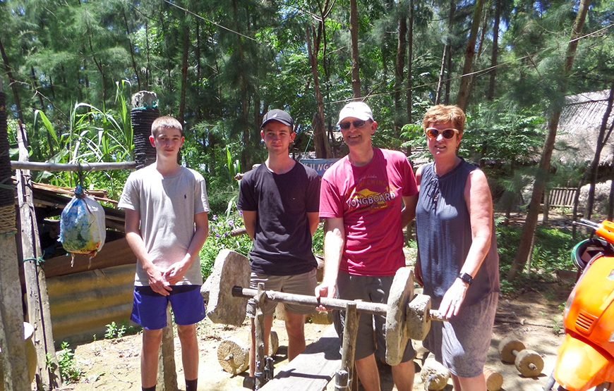 Private tour: Vietnam 13 – Day Heritage And Golden Bridge Tour