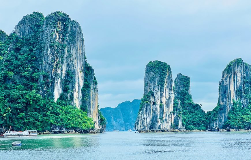 Private tour: Full-day Island Escapade In Cat Ba