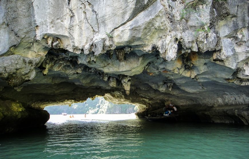 Private tour: Full-day Island Escapade In Cat Ba