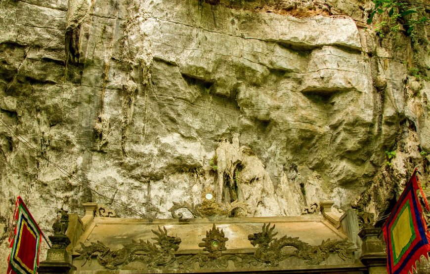Private tour: Full-day Exploring Hoa Lu And Trang An Grottoes