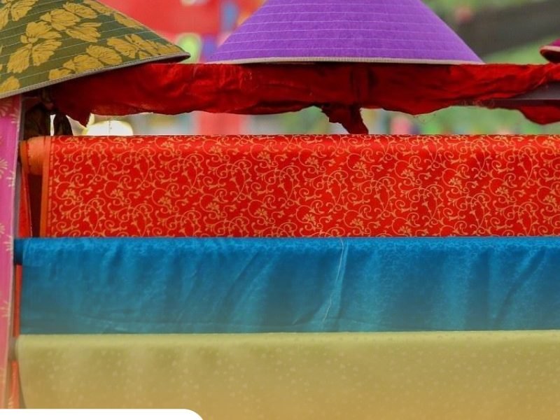 Private tour: Half-day Silk Weaving Journey In Van Phuc