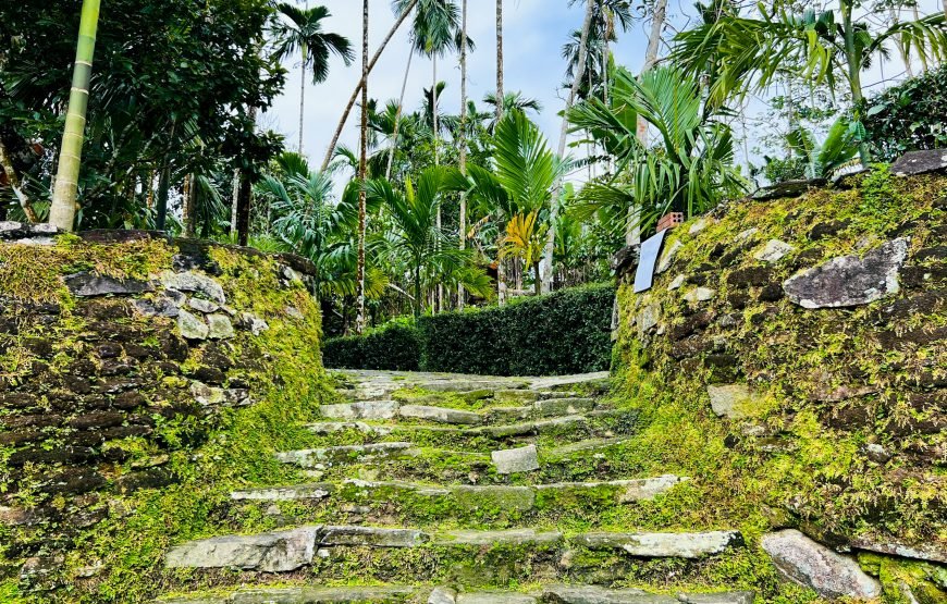 Private tour: Full-day Loc Yen Ancient Village And O O Waterfall Adventure