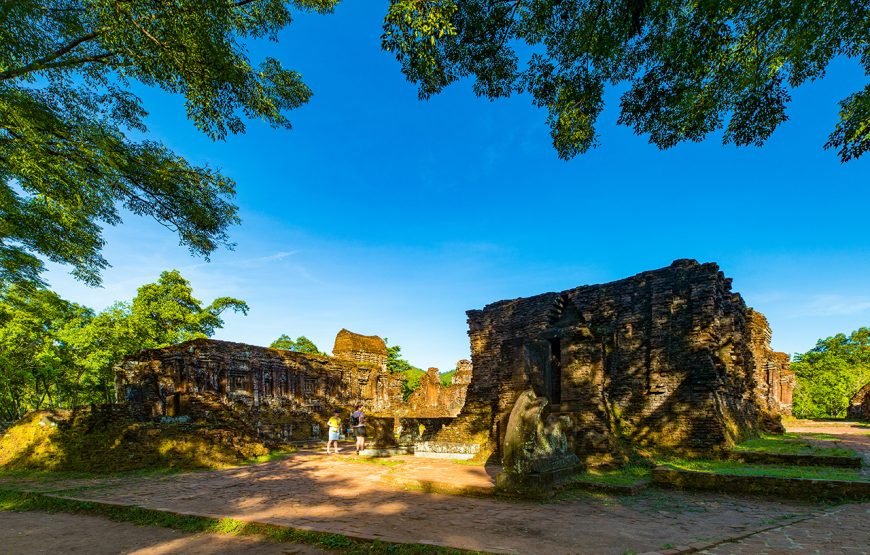 Private tour: Full-day My Son Sanctuary And Hoi An City From Tien Sa Port