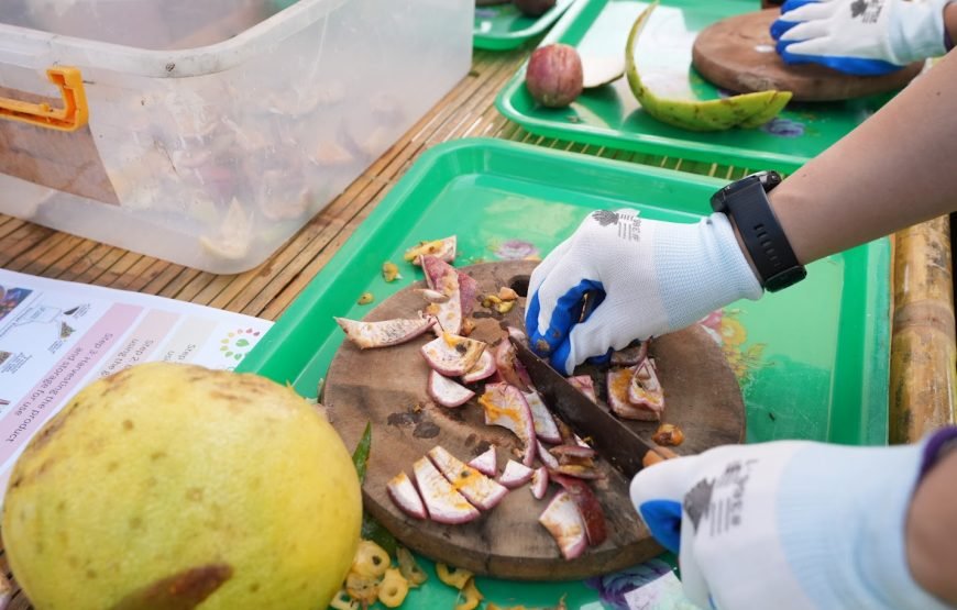 Short Activity: 3.5-hour Garbage Enzyme