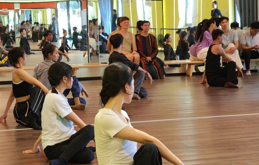 Short Activity: 1-hour Dance Experience